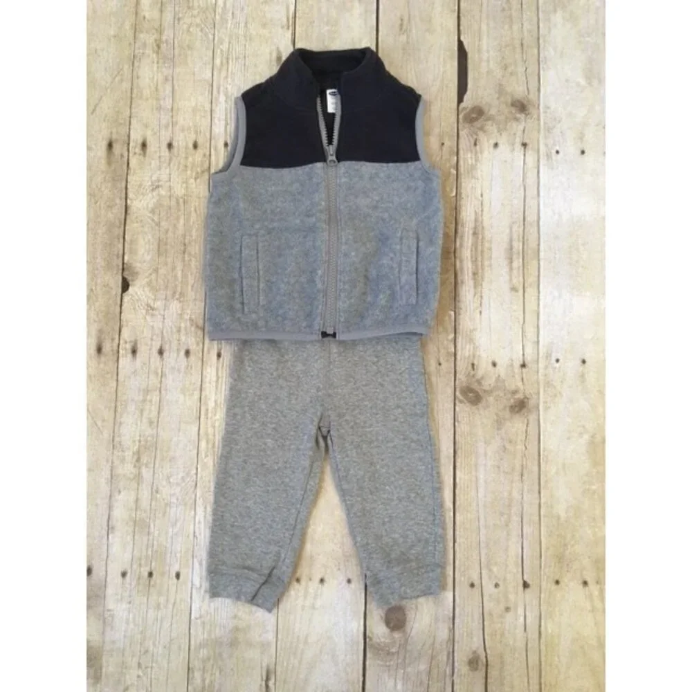 Old Navy Outfit Size 12-18 Months